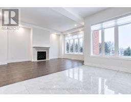 71 Maple Fields Circle, Aurora, ON L4G3X6 Photo 10