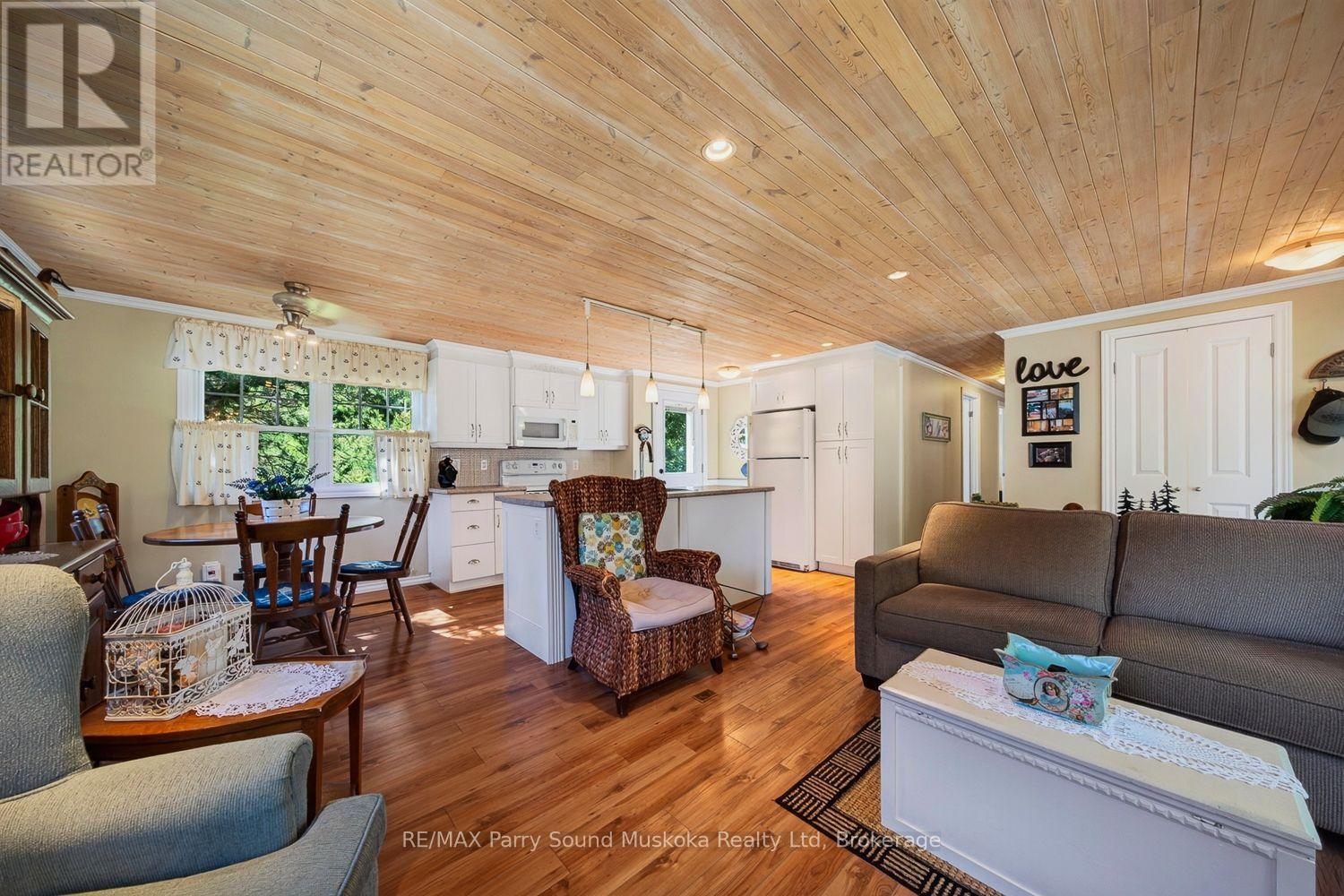 2 ROBINS NEST LANE - Image 21