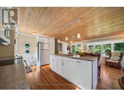 2 Robins Nest Lane, Mckellar, ON P2A0B5 Photo 10