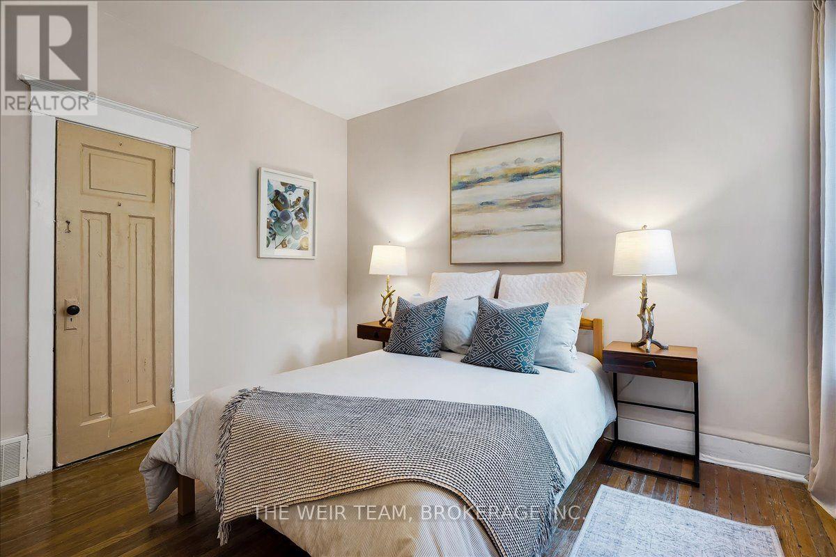 251 ASHDALE AVENUE - Image 13