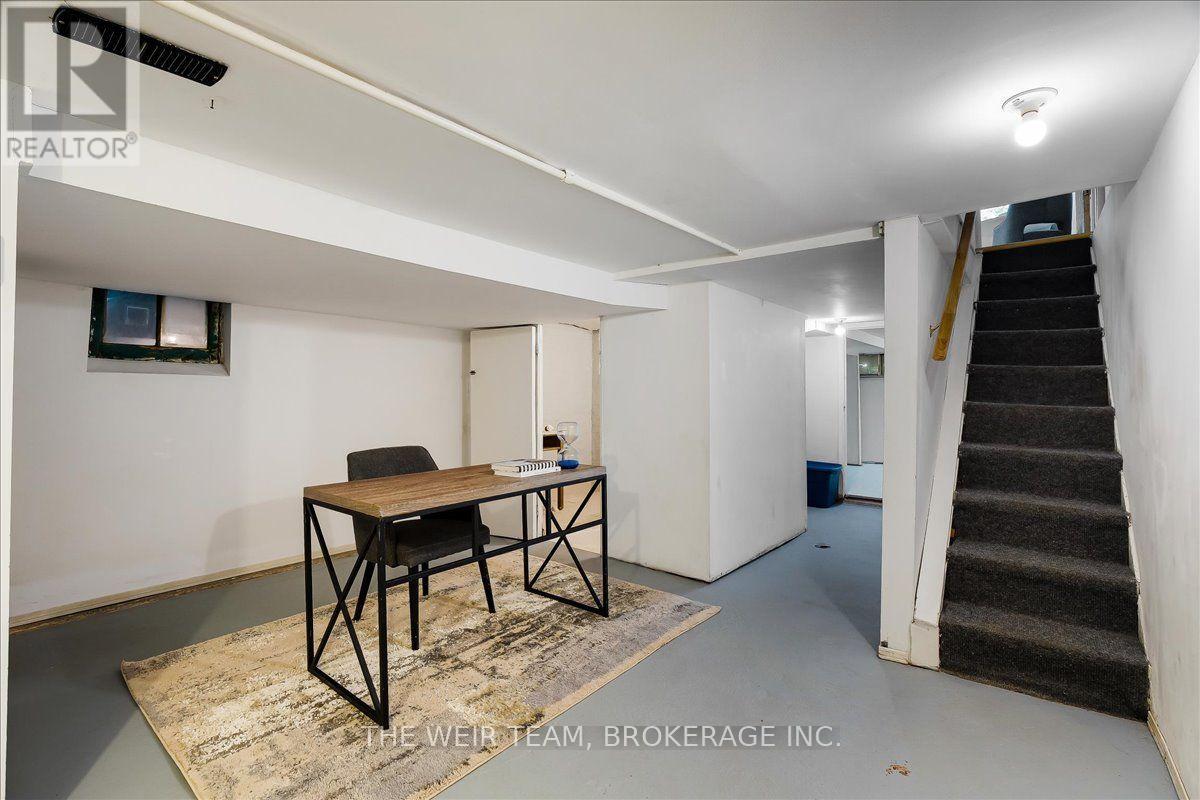 251 ASHDALE AVENUE - Image 17