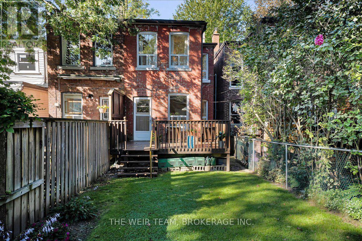 251 ASHDALE AVENUE - 22