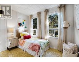 251 Ashdale Avenue, Toronto, ON M4L2Y8 Photo 14