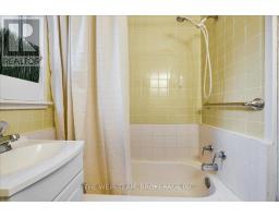 251 Ashdale Avenue, Toronto, ON M4L2Y8 Photo 16