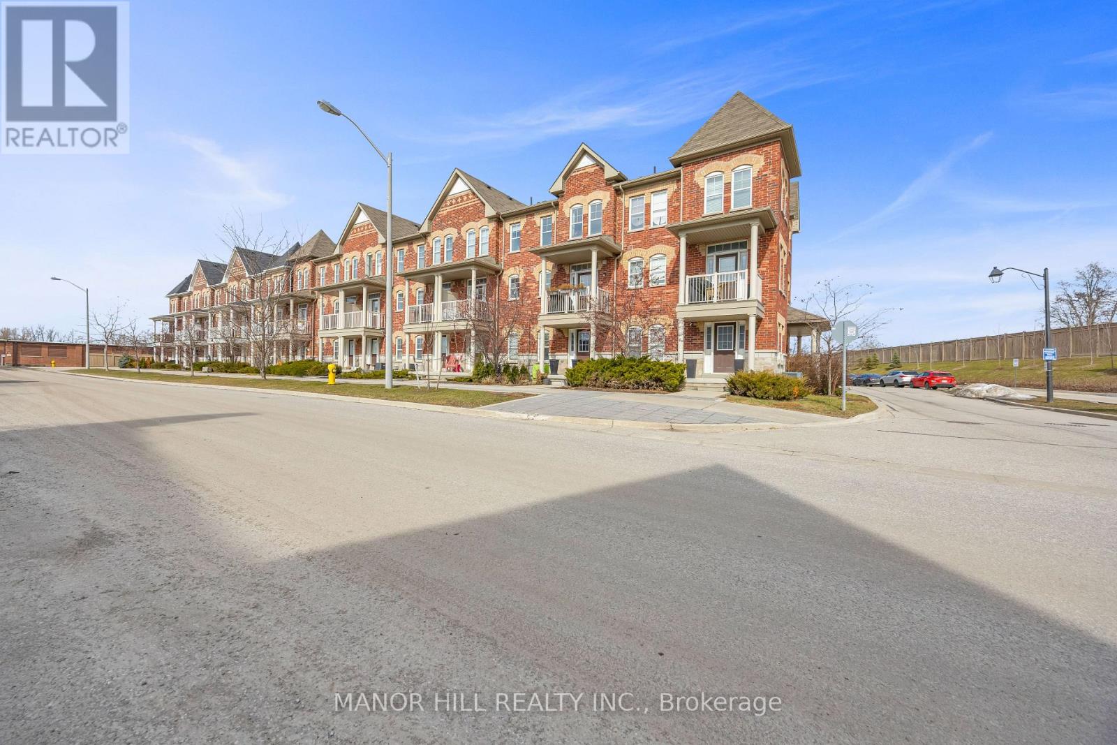 Photo of 12 - 10 PORTER AVENUE W