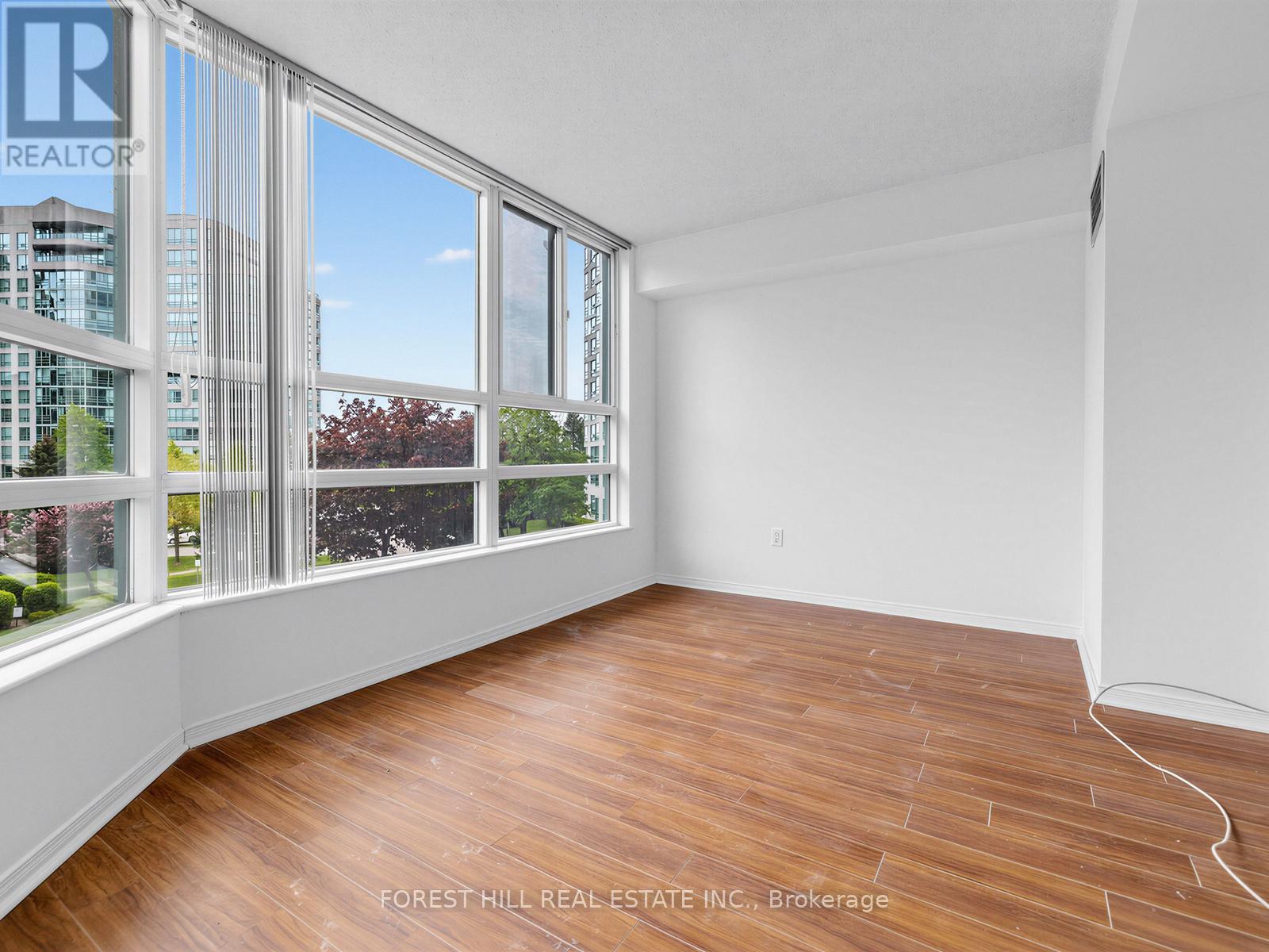 #306 7905 BAYVIEW AVENUE - 16