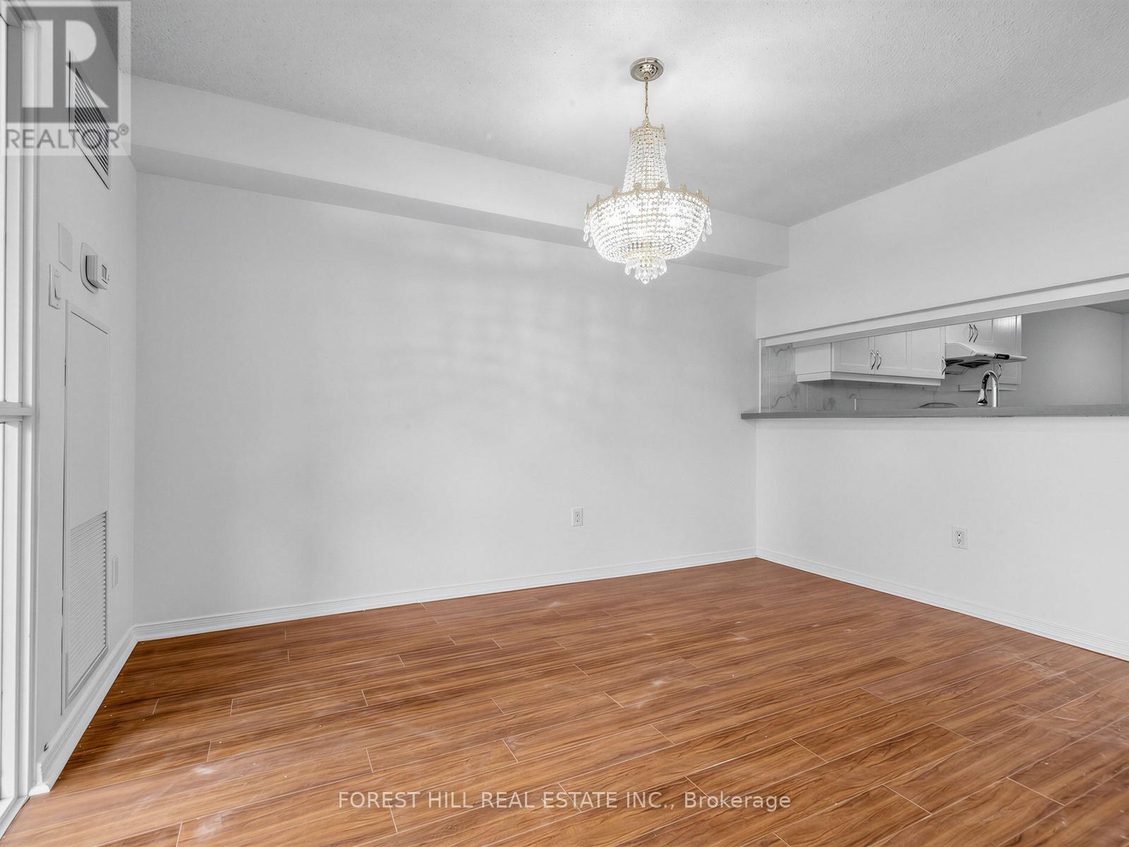 #306 7905 BAYVIEW AVENUE - 9
