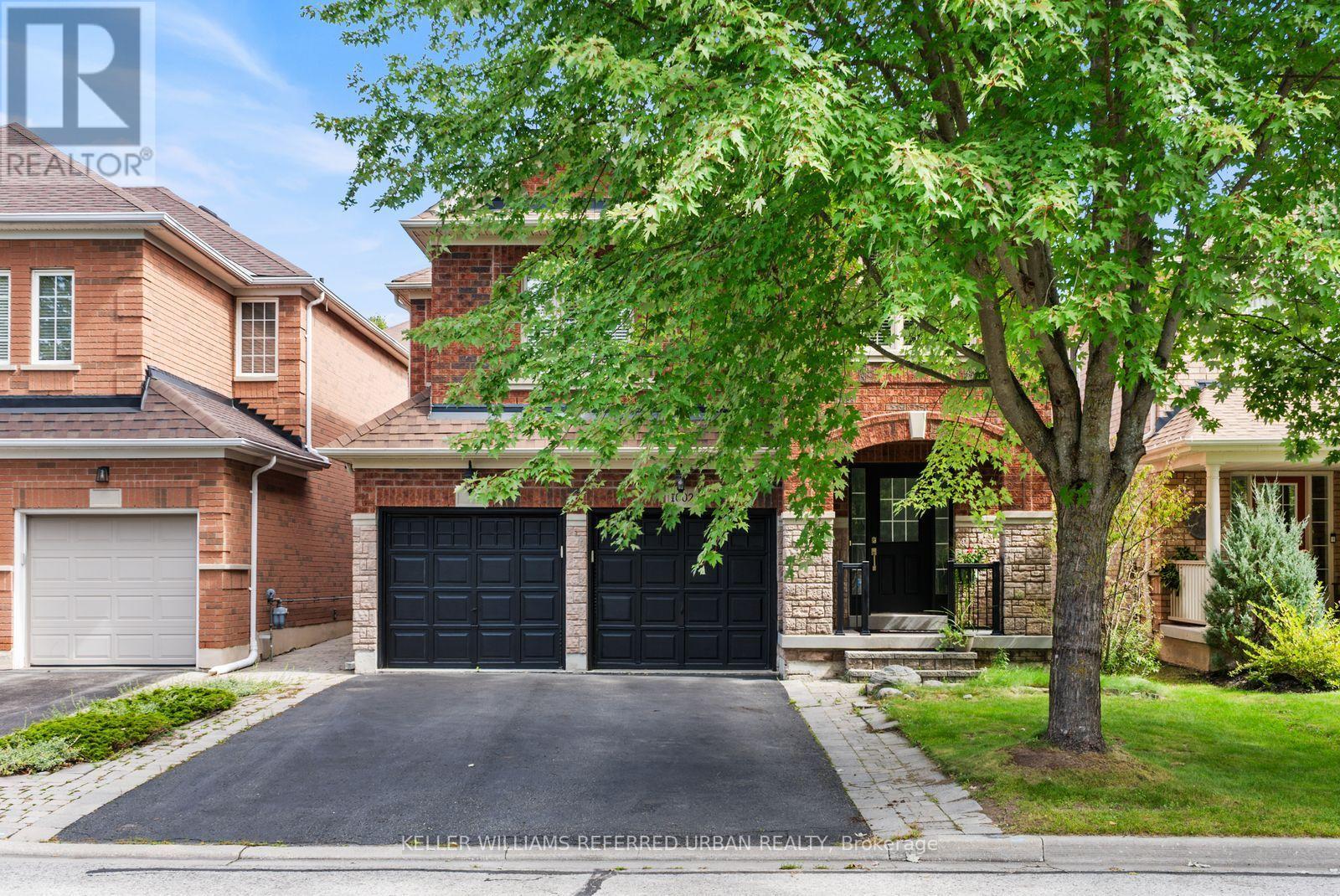 1002 OAKTREE CRESCENT - 3