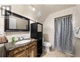 1002 Oaktree Crescent, Newmarket, ON L3X2Z3 Photo 40