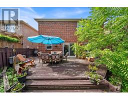 1002 Oaktree Crescent, Newmarket, ON L3X2Z3 Photo 44
