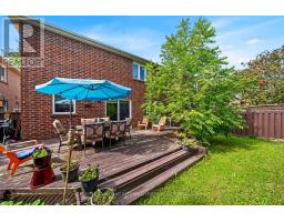 1002 Oaktree Crescent, Newmarket, ON L3X2Z3 Photo 45