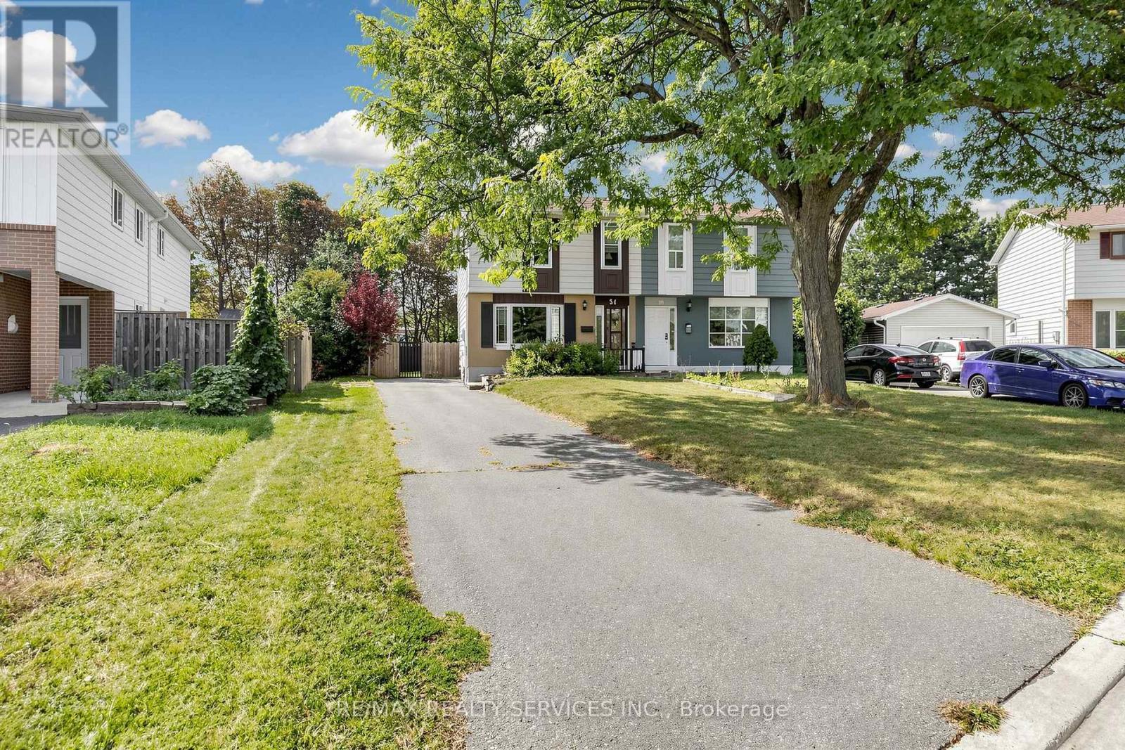 Photo of 54 GRISELDA CRESCENT
