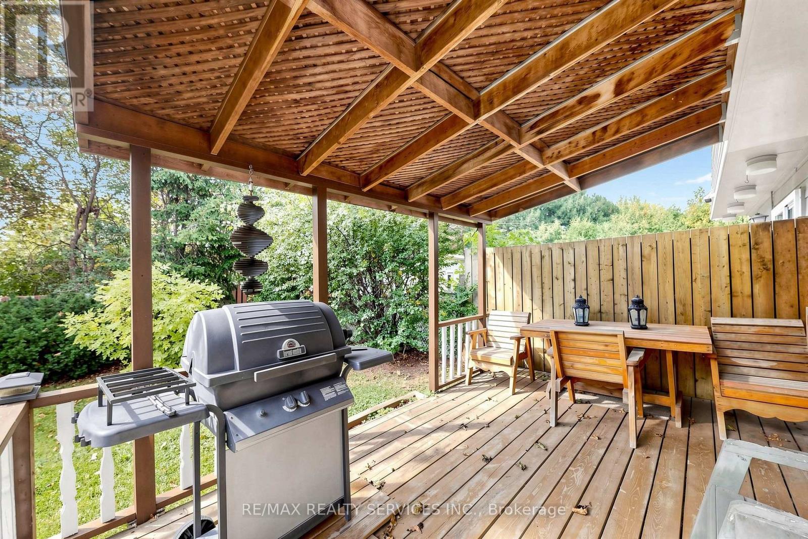 54 GRISELDA CRESCENT - 39
