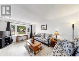 Office - 54 Griselda Crescent, Brampton, ON L6S1M3 Photo 9