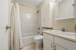 5 2075 Henderson Highway, Winnipeg, MB R2G1P7 Photo 14