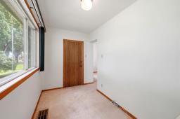 Bedroom - 278 Perth Avenue, Winnipeg, MB R2V0T5 Photo 8