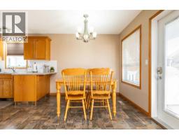4pc Bathroom - 4344 60a Avenue Crescent, Innisfail, AB T4G1L2 Photo 11