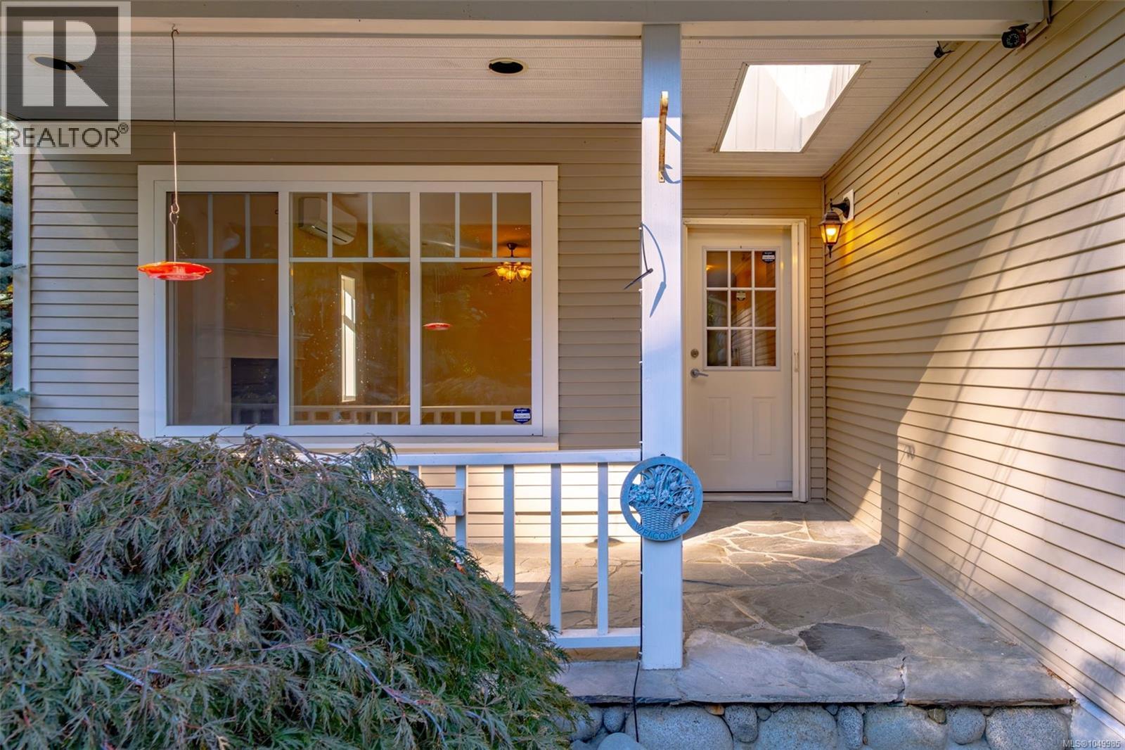 821 Park Ave - Image 5