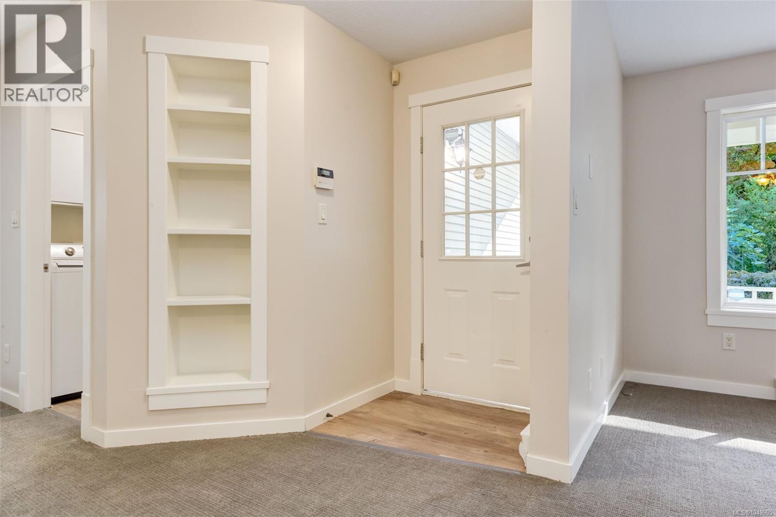 821 Park Ave - 6