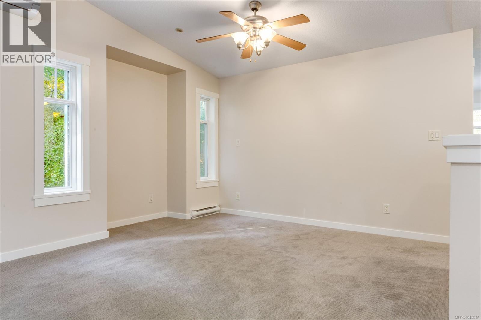 821 Park Ave - 11
