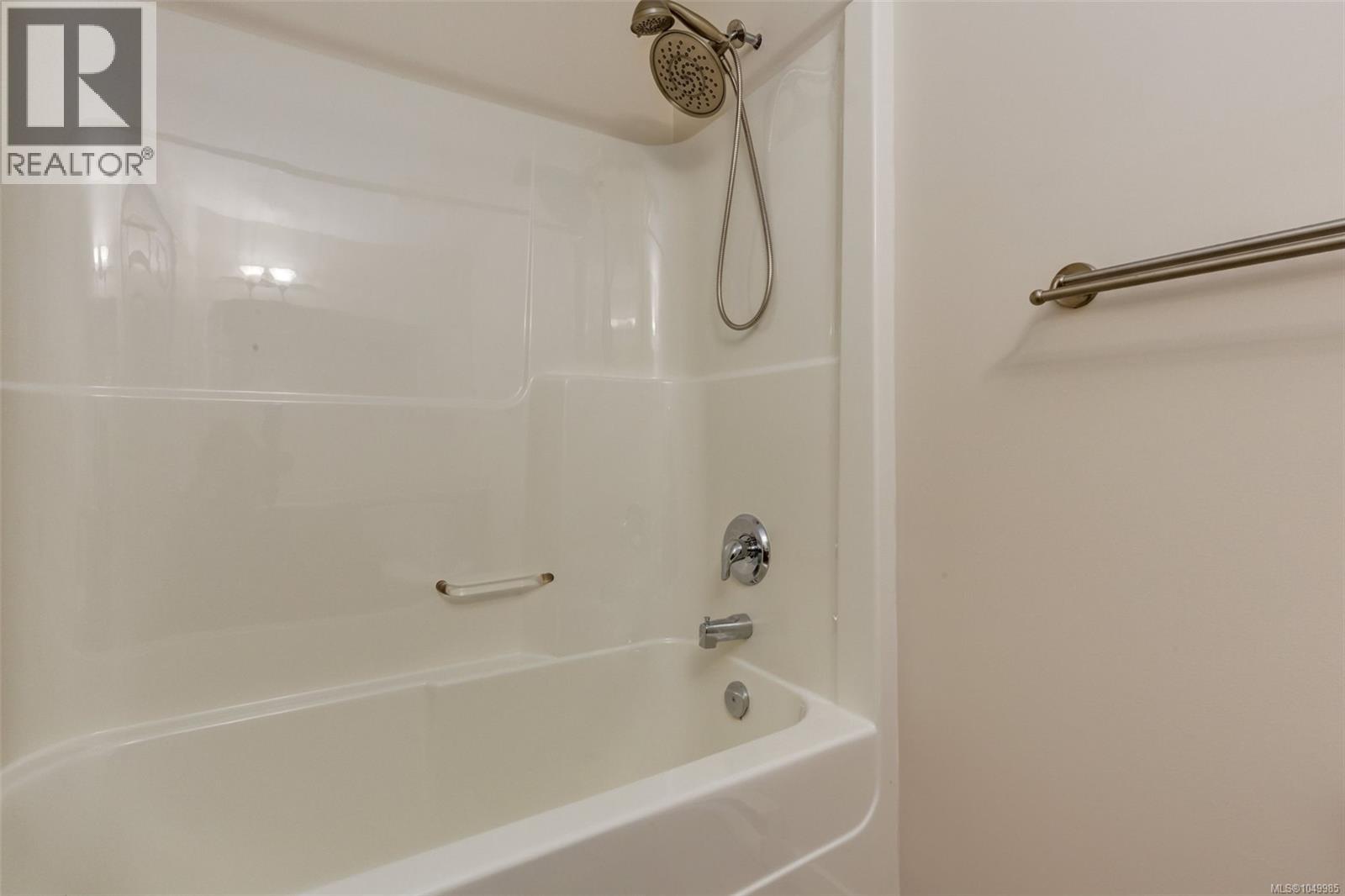 821 Park Ave - 32