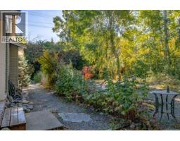 821 Park Ave, Nanaimo, BC V9R4H9 Photo 58