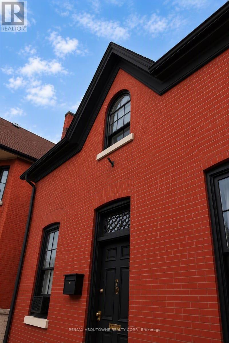 Photo of 70 Wellington Street
