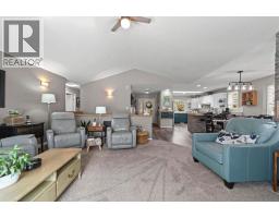 112 Edgewood Close, Camrose, AB T4V4N9 Photo 13