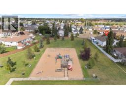 112 Edgewood Close, Camrose, AB T4V4N9 Photo 35