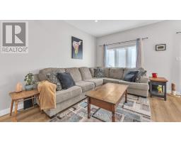 25 - 17 Nicholson Street, Lucan Biddulph, ON N0M2J0 Photo 8