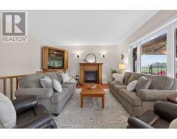Dining room - 653 Peter Street, Strathroy Caradoc, ON N0L1T0 Photo 15