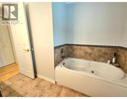251 Landry, Beresford, NB E8K1G9 Photo 35
