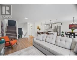 42 Trenton Drive thumbnail 8