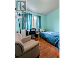 158 Airport Boulevard thumbnail 14