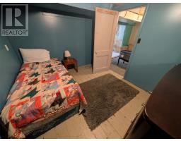 158 Airport Boulevard thumbnail 18
