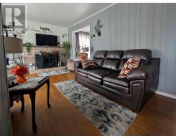 158 Airport Boulevard thumbnail 3
