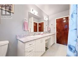 13 Herman Street, Petawawa, ON K8H1W1 Photo 23