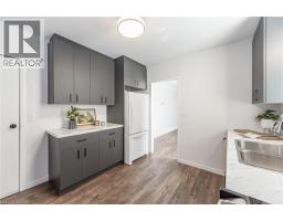 257 Tragina Avenue N, Hamilton, ON L8H5C9 Photo 9