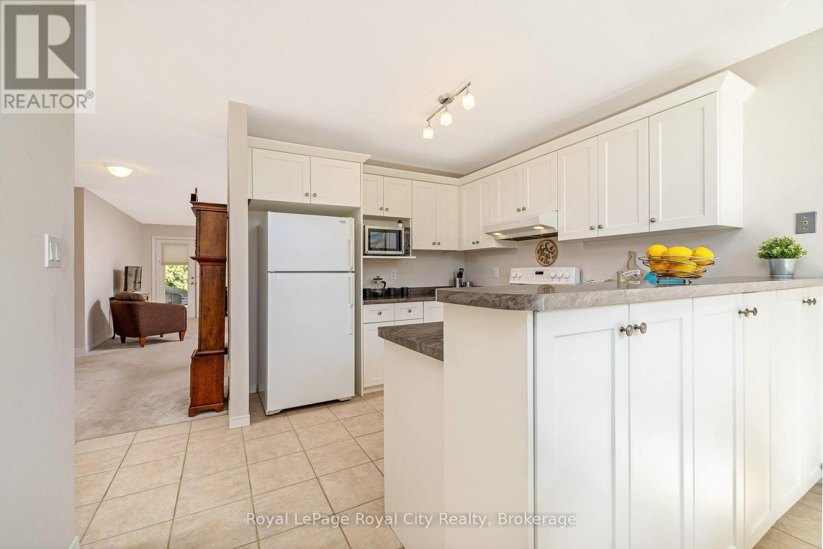 589 HARVEY STREET - Image 19