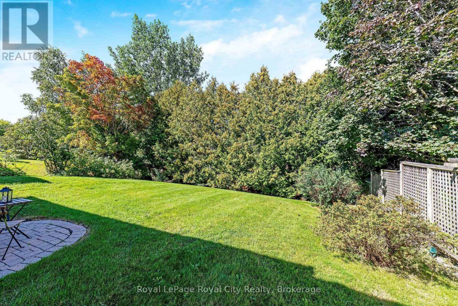 589 HARVEY STREET - 34