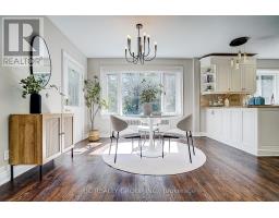 19 Lower Links Road, Toronto, ON M2P1H5 Photo 11