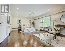 19 Lower Links Road, Toronto, ON M2P1H5 Photo 19