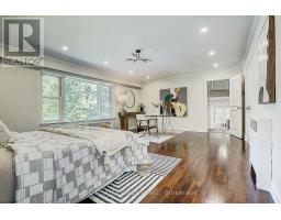19 Lower Links Road, Toronto, ON M2P1H5 Photo 20