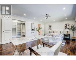 19 Lower Links Road, Toronto, ON M2P1H5 Photo 23