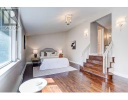 19 Lower Links Road, Toronto, ON M2P1H5 Photo 28