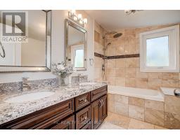 19 Lower Links Road, Toronto, ON M2P1H5 Photo 30