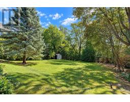 19 Lower Links Road, Toronto, ON M2P1H5 Photo 43