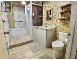 111 Victoria Street, Amherst, NS B4H1X9 Photo 14
