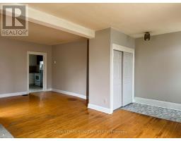 12 Hemlock Avenue, Oshawa, ON L1H1Y7 Photo 7