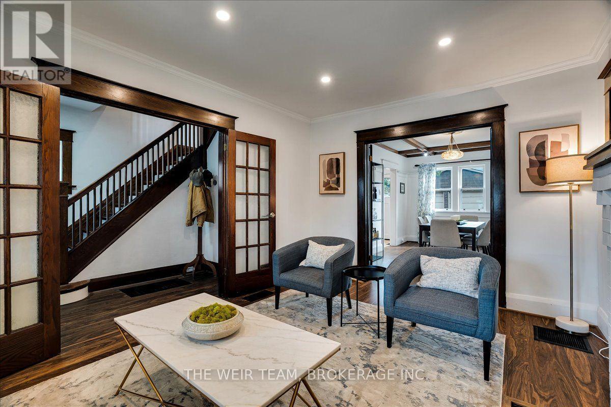 25 OAK PARK AVENUE - Image 8
